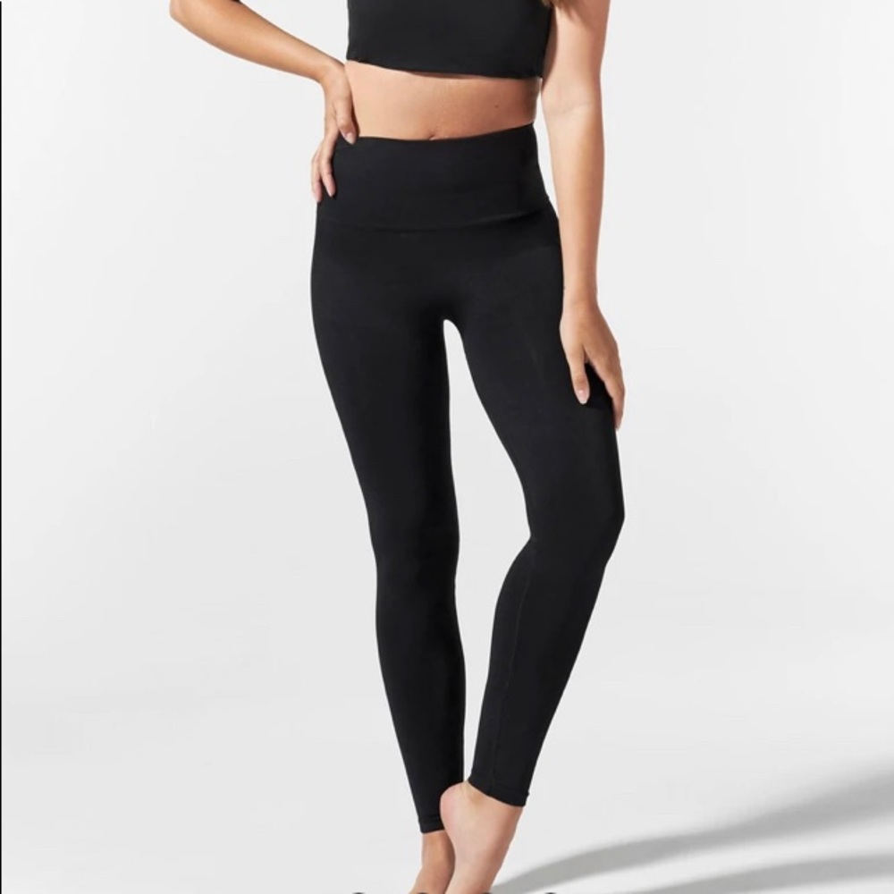 NEW BLANQI® EVERYDAY™ HIPSTER SUPPORT LEGGINGS - Black